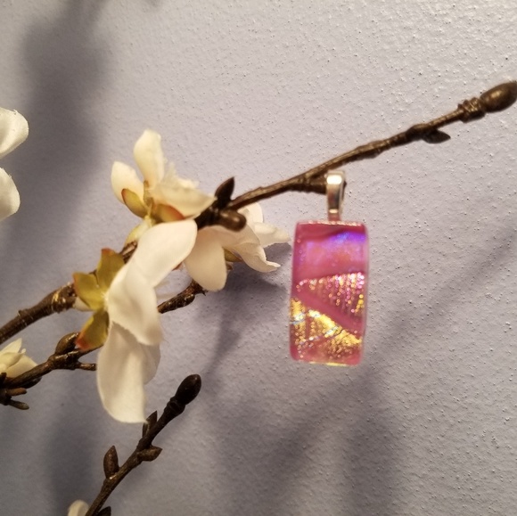 Pink Pendant - Picture 5 of 5